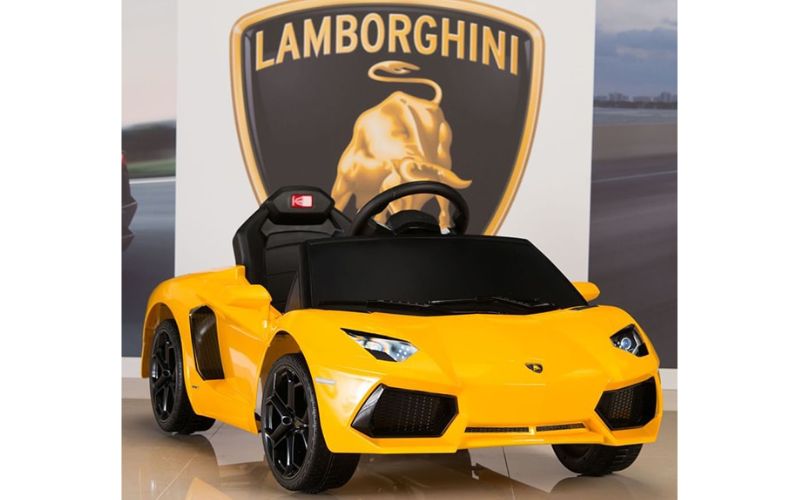 xe-o-to-dien-tre-em-lamborgini